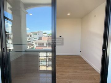 place photo 83