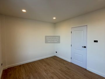 place photo 73