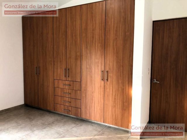place photo 48