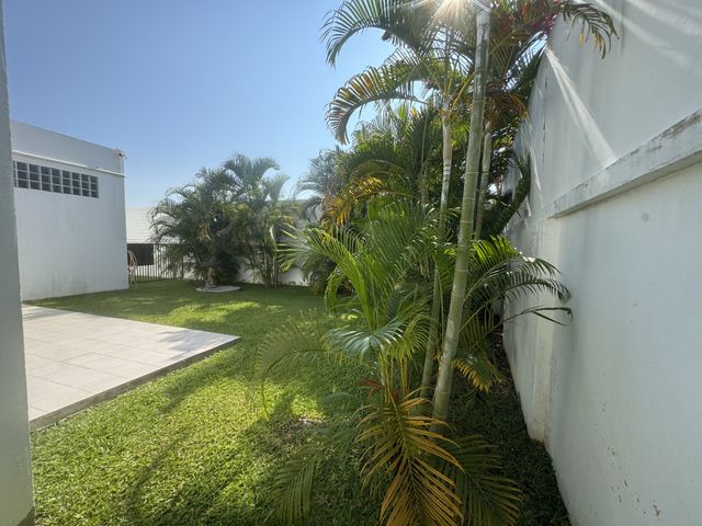 place photo 37