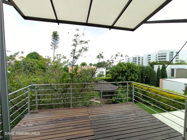 place photo 49