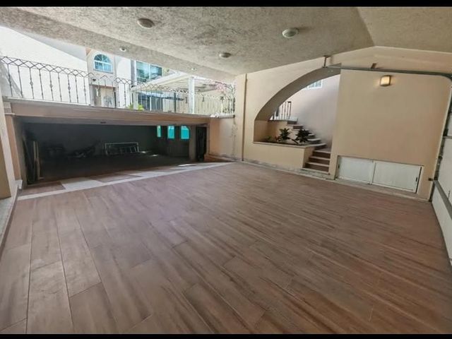 place photo 43