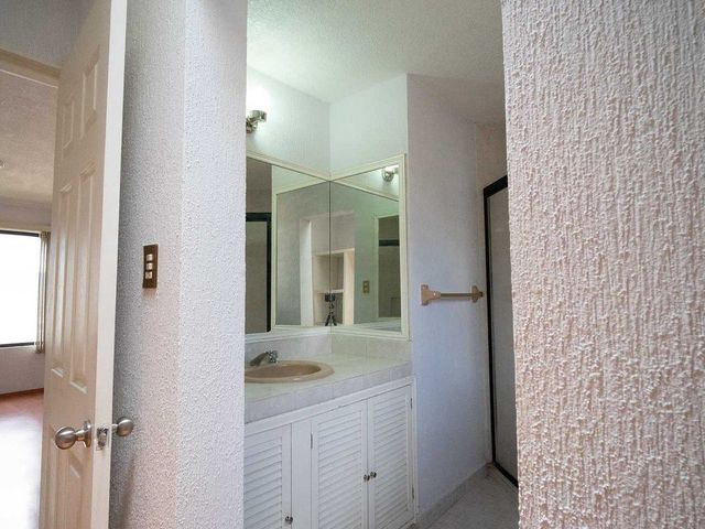 place photo 47