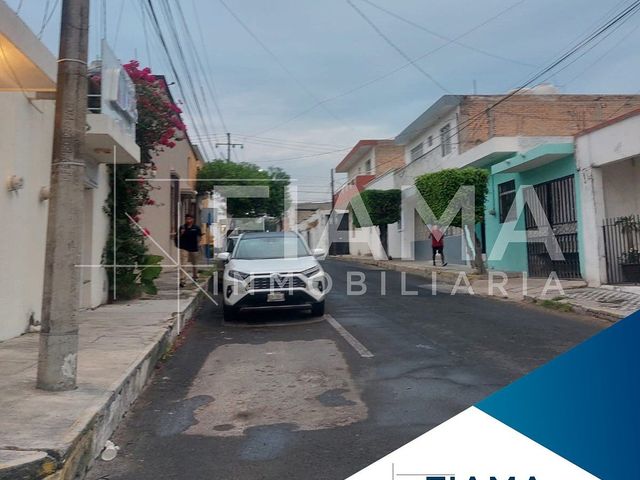 place photo 32