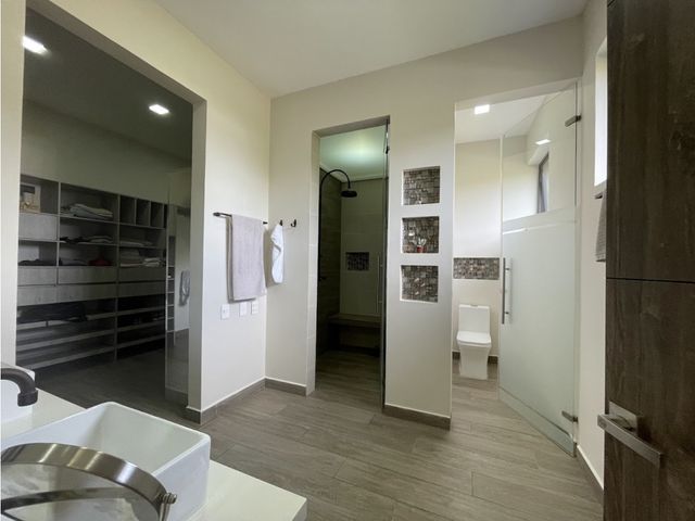 place photo 45