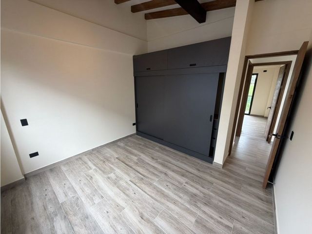 place photo 54