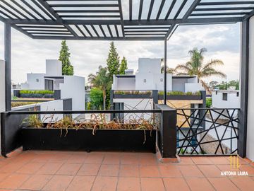 place photo 25