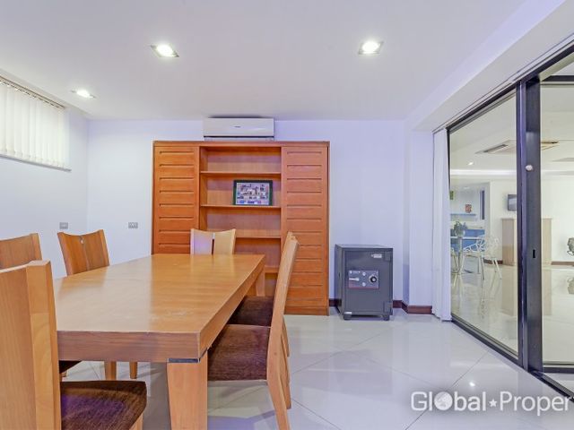 place photo 82