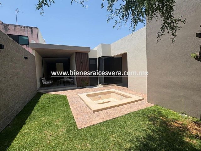 place photo 30