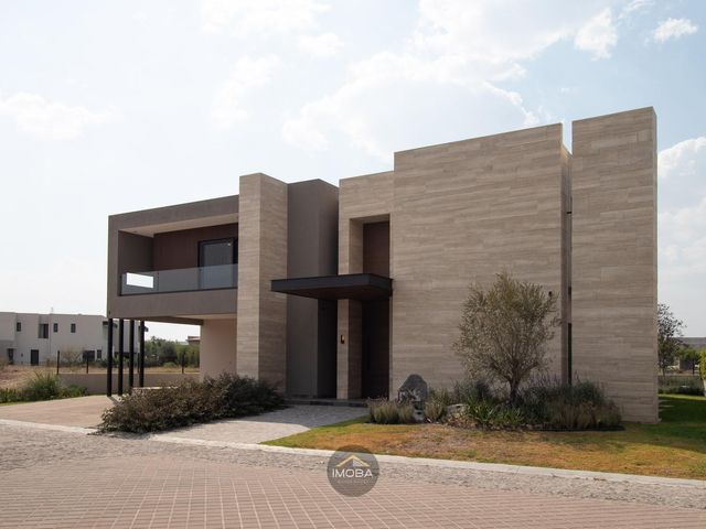 place photo 64