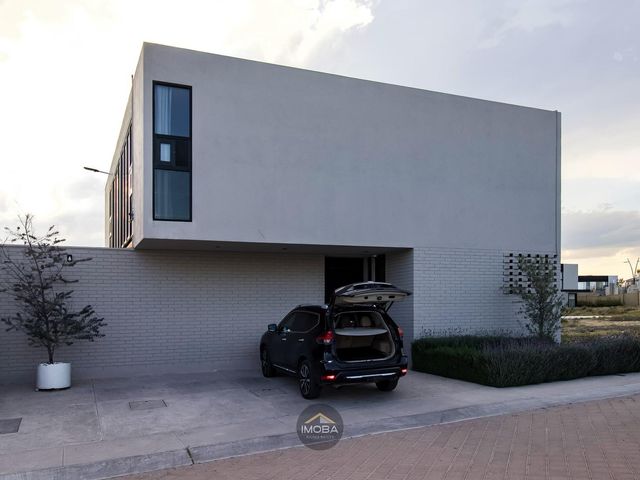 place photo 52