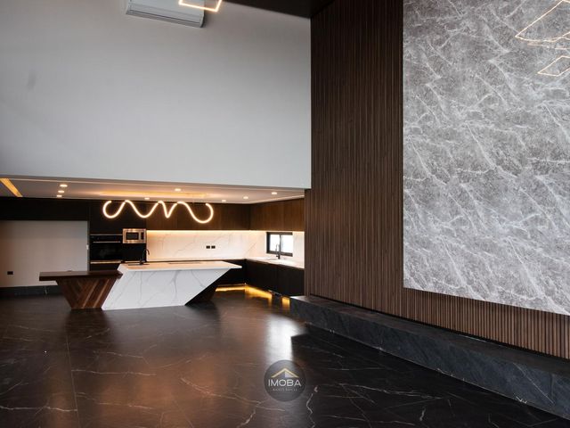 place photo 56