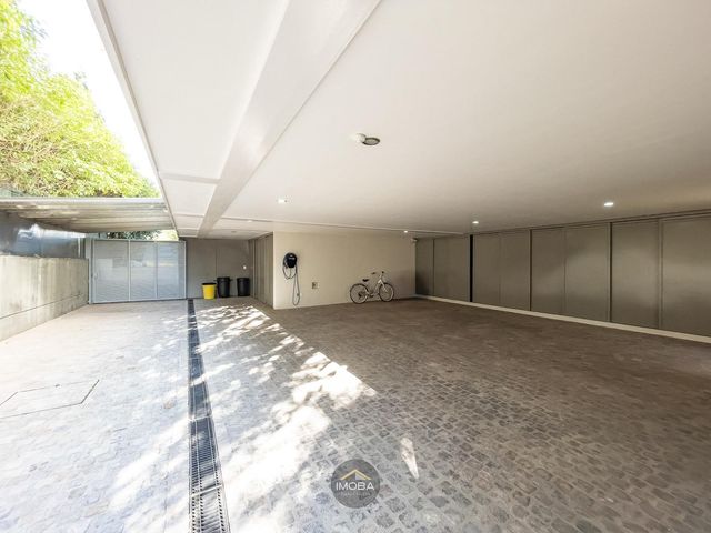 place photo 66