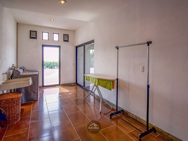 place photo 73