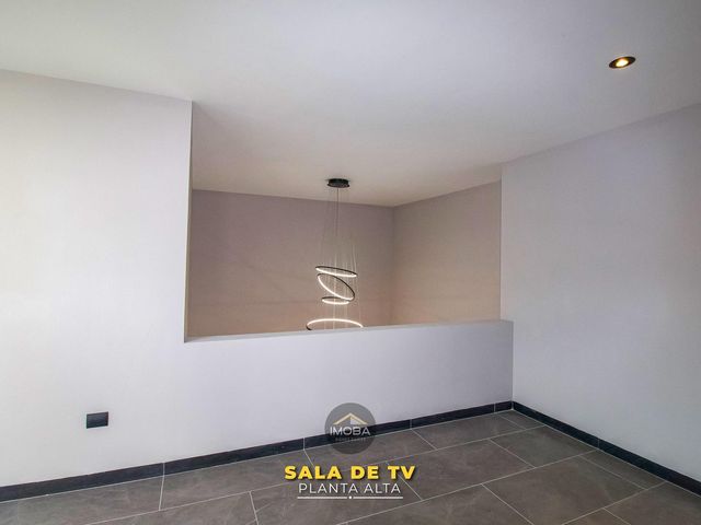 place photo 52