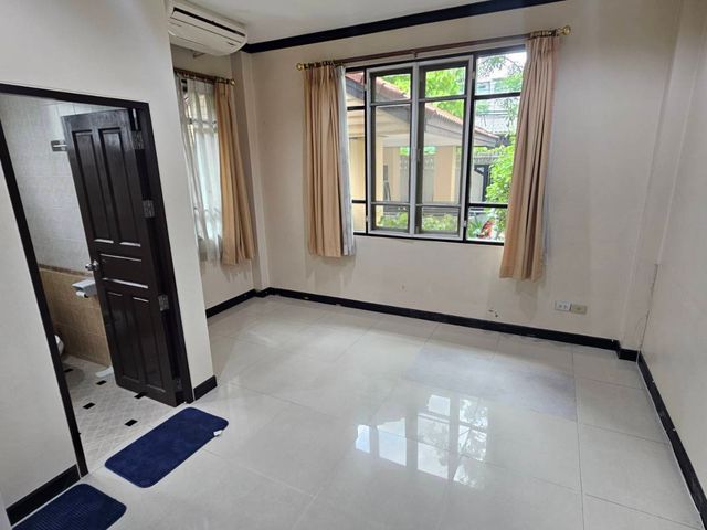 place photo 57