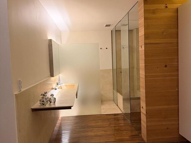 place photo 55