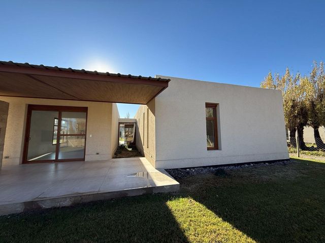 place photo 68