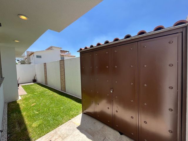 place photo 23