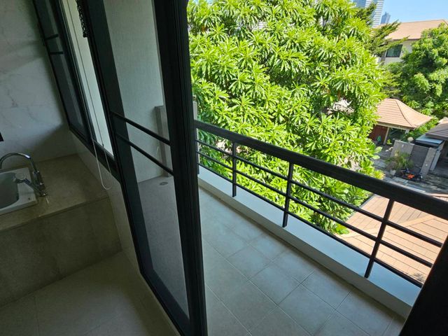 place photo 51