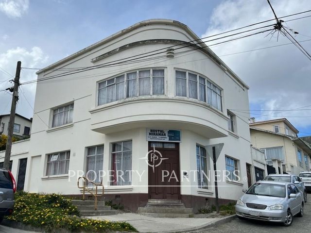 Gran casona ideal para Hostal, Punta Arenas