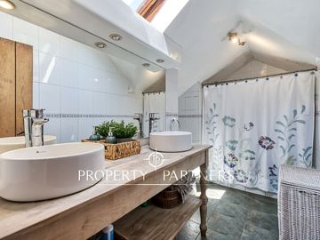 place photo 19