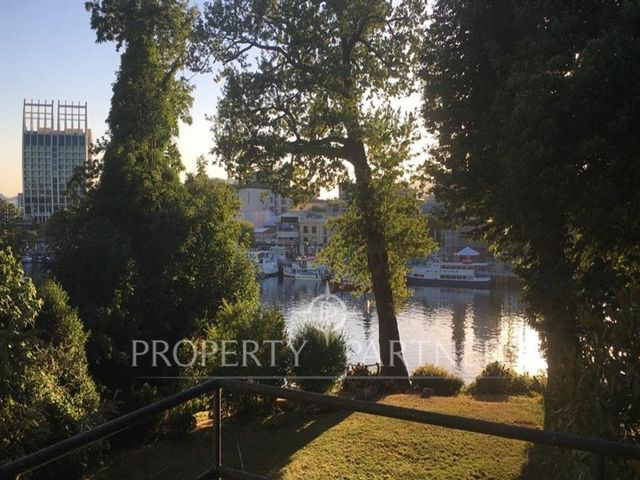 place photo 32