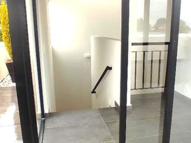 place photo 90