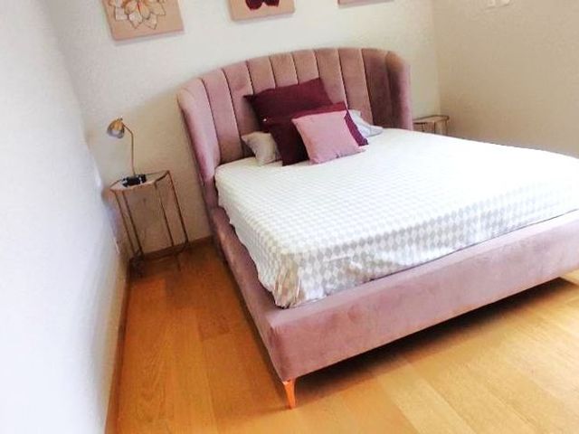 place photo 70