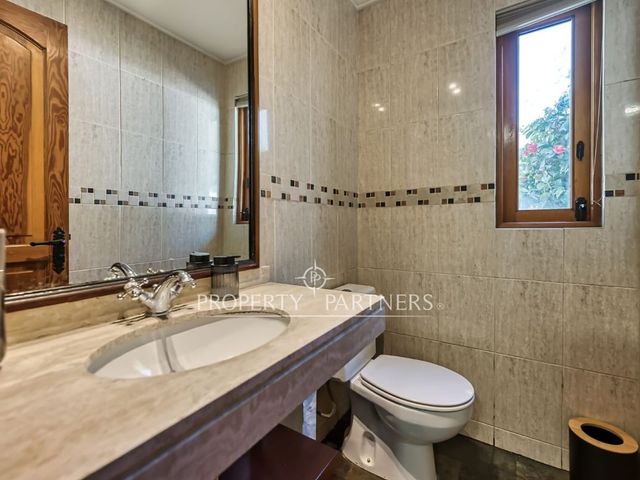 place photo 43