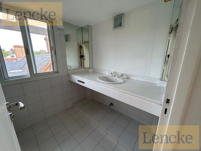 place photo 41