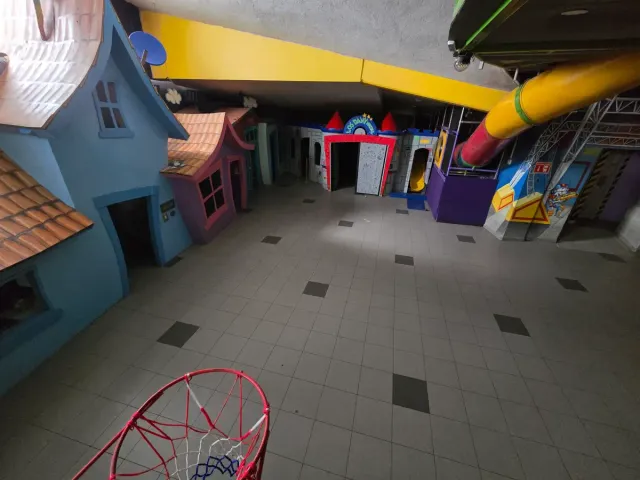 place photo 18