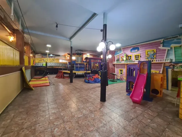 place photo 18