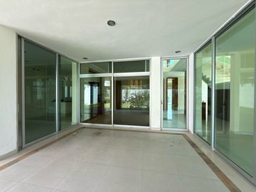 place photo 52