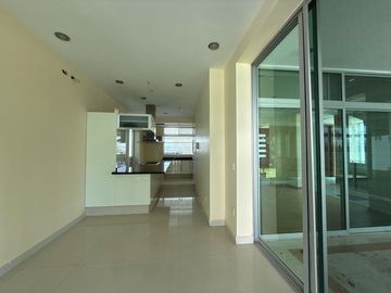 place photo 50