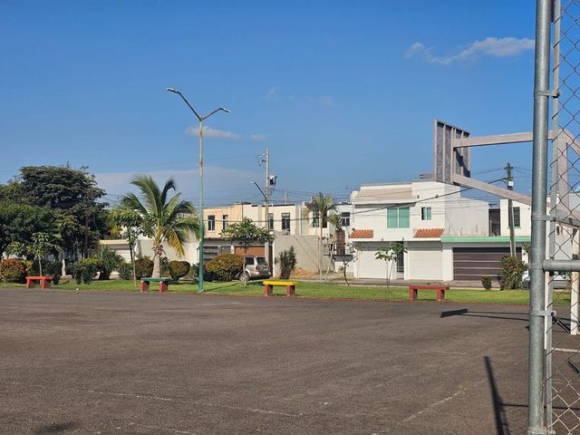 place photo 28