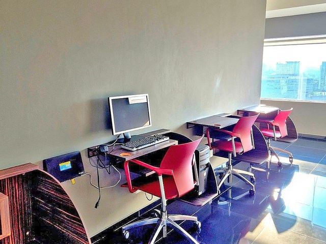 place photo 24