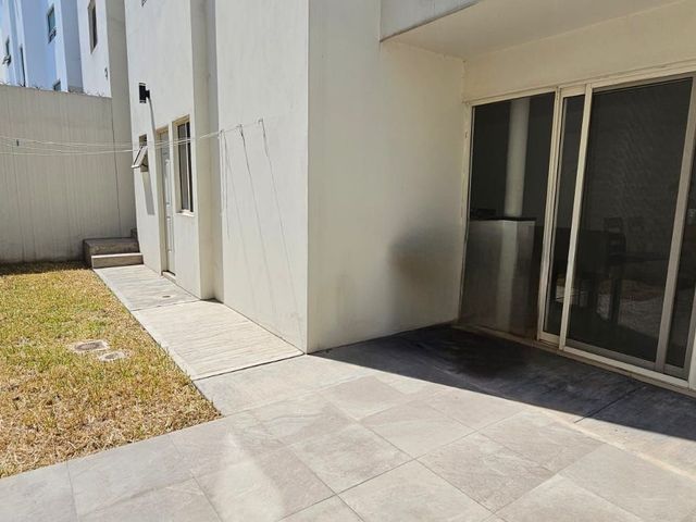 place photo 49