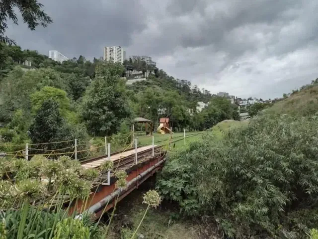 place photo 15