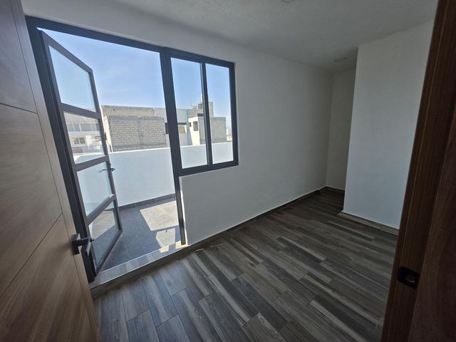 place photo 61