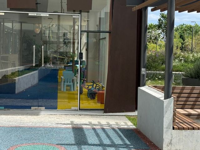 place photo 34