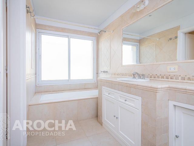 place photo 48