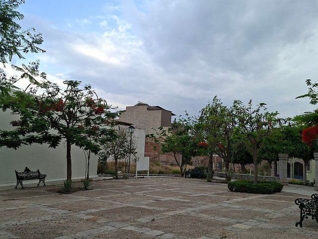 place photo 2