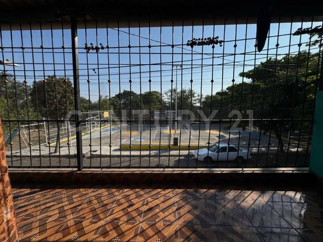 place photo 13