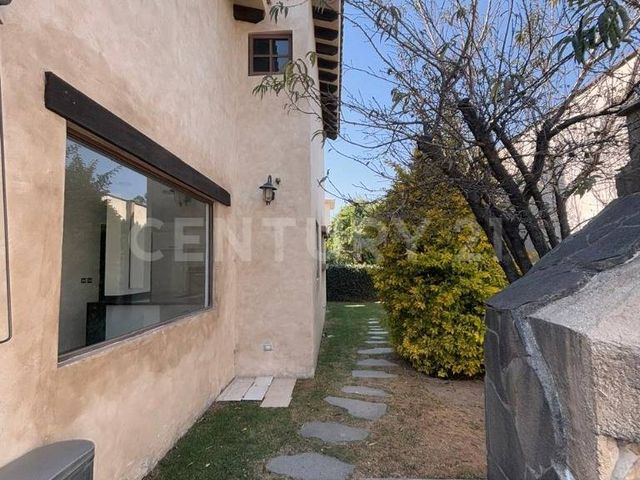 place photo 75