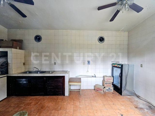 place photo 48