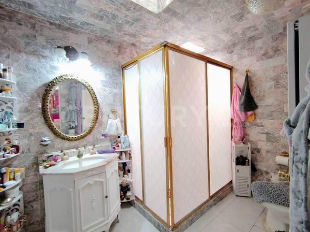 place photo 61