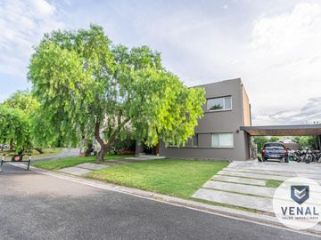 place photo 45