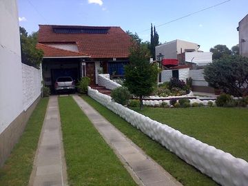 Casa 3 dormitorios  Lomas de Zamora Oeste