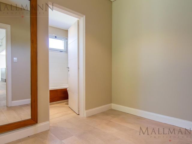 place photo 54